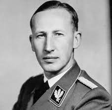 He was dishonorably discharged after becoming involved in an illicit love affair. Drittes Reich Reinhard Heydrich Anatomie Eines Massenmorders Welt