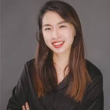 Carolina Herrera launches its very first makeup line, a completely new and… 