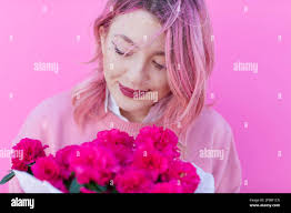 Il bel mazzo rosa di Azalea nel giardino Foto stock