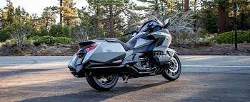 Yüksek performans sunan 1.833 cc hacimli motoru ve honda gl1800 gold wing; Honda Announces Tasty Upgrades For The 2021 Gl1800 Gold Wing Autoevolution