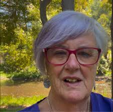 Spare a thought for Lynda Lechleitner, Shane McMasters, Ivan Presley and  Ryan Raggett and their CLC colleagues as they brave the intense 42°C heat  to prepare for next week's Central Western Desert