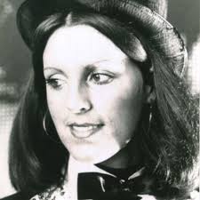 Laura Penton's Instagram, Twitter & Facebook