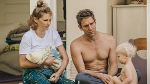 After his graduation, he lived for three years in different countries and earned his living by doing odd jobs. Janni Kusmagk Der Familienalltag Ist Nicht Immer Leicht Promiflash De