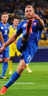 Florin bratu (bucareste, roménia, 1 de fevereiro, 1980) é um futebolista da roménia. Adam Nemec Biography Age Height Wife Net Worth Family