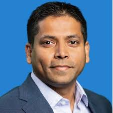 I've had the most incredible career journey at Aspen Dental and am grateful  to have had a front row seat to seeing this brand grow into what it is  today.