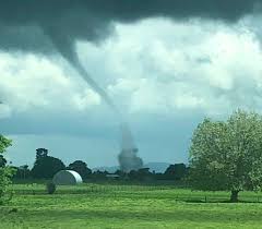 For accuracy, we also provide an hourly forecast and probability of precipitation. Tornado Spotted Near Hamilton As Warm Unstable Weather Moves Through Weatherwatch New Zealand S Weather News Authority