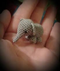 Il est né à nantes et habite actuellement à la réunion. Ravelry Elefant Elephant Pattern By Conni Hartig