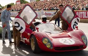 Tudo culmina na corrida do campeonato mundial masculino, que acontece na frança em 1966, onde o melhor carro deve vencer. Ford Vs Ferrari Olhar Digital