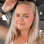 Danielle Deroche's Instagram, Twitter & Facebook