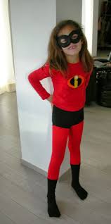 Violetta è sicuramente uno dei personaggi disney più amati dalle bambine di oggi. Piccole Sarte Crescono Costume Carnevale Violetta Incredibili Carnevale Costumi Costume Incredibili