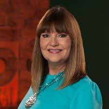 Donna Wyman's Instagram, Twitter & Facebook