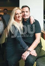 Η έλντα πανοπούλου ήρθε στον κόσμο στις 3 μαρτίου του 1962. Adynatise Ki Allo H Elnta Panopoyloy H Prosfath Emfanish Ths Poy Eklepse Tis Entypwseis Gossip Athens Magazine