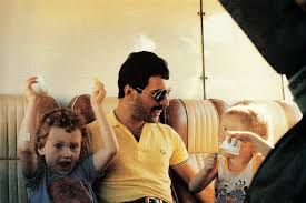 Freddie With John Deacon S Children Queen Freddie Mercury John Deacon Freddie Mercury