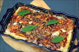 Gratin De Patates Douces A La Sauge Happy Papilles Recette En 2020 Gratin Patate Douce Gratin De Patate Cuisiner Patate Douce