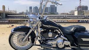 Chicano harley davidson road king custom. 100th Anniversary Harley Davidson Gangster Road King Youtube