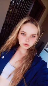 dominique skye bell (@dominiqueskyebell)