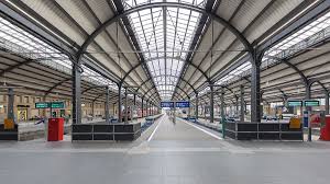 File Mjk08897 Wiesbaden Hauptbahnhof Jpg Wikimedia Commons