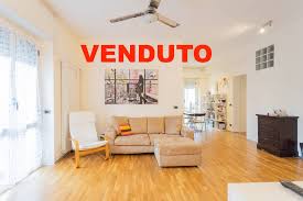 Ampio bilicare ristrutturato ( porte, finestre, pavimenti e impianto elettrico nuovi) mq 65, quarto. Trilocale Sesto San Giovanni Vendita 245 000 90 Mq Riscaldamento Cambiocasa It