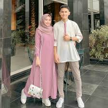 Come and visit our site, already thousands of classified ads await you. Farzana Couple Warna Pink Baju Couple Muslim Casual Modis Jual Baju Muslim Setelan Baju Atasan Casual Terbaru Hijab Fashion Lengan Panjang Wanita Modern Muslim Pakaian Perempuan Fashionable Stelan Termurah