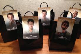 Keenan is the daughter of fashion designer cynthia rowley and interior designer bill keenan. Diy Bachelor Party Hangover Kits Wedinmilwaukee Com