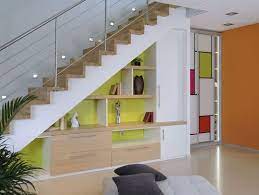 Sfruttare Il Sottoscala Con Delle Mensole 20 Idee Per Ispirarvi Sottoscala Decorare Scale Scale Moderne