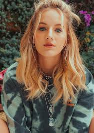 Fan Casting Penelope Robin as Catherine Leigh "Cathy" Dollanganger in  Flowers in the Attic