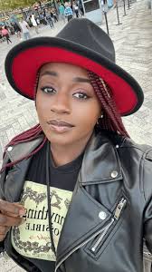 What social events are available in Orlando to meet new people?