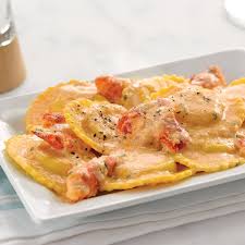 What is a good sauce for lobster ravioli. Maine Lobster Ravioli In Lobster Alfredo Sauce 12 Oz