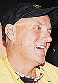 Everest climber backtracks