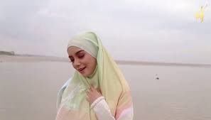 Hati hati ost sha dan shah (astro ria & ria hd) composer : Amira Othman Explore Tumblr Posts And Blogs Tumgir