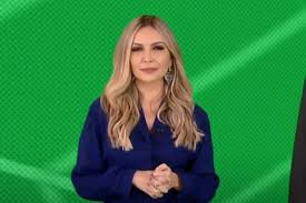 Um brasileiro na maior cidade já conquistada pelo estado islâmico no iraque e o curioso destino dos restos mortais do carrasco nazista josef mengele. Thalita Oliveira Se Emociona Ao Vivo Com Despedida Do Domingo Espetacular