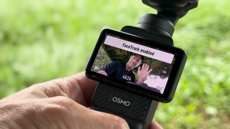 Reseña de la DJI Osmo Pocket 3 - ¿Es la mejor cámara para vlogs y viajes? | CineD