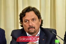 Vacunados VIP: sin salida, el gobierno de Gustavo Sáenz tuvo que publicar  la lista de los funcionarios