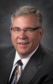 LSBE WELCOMES NEW DEAN