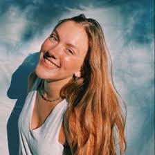 Emily Delaune's Instagram, Twitter & Facebook