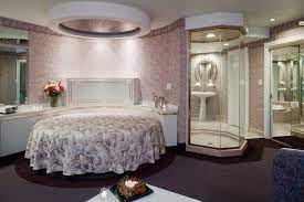 Poconos Rooms And Lodging Pocono Mountains Accommodations Poconos Resort Luxury Suite Poconos