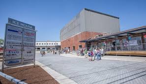 As of july 2021, the average apartment rent in harrisonburg, va is $867 for a studio, $953 for one bedroom, $1,035 for two bedrooms, and $1,383 for three bedrooms. 1 Bedroom Harrisonburg Downtown Renaissance