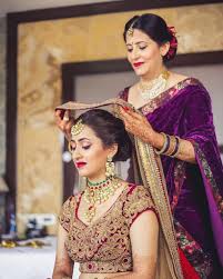 It doesn't have to be the exact same, just similar. 8 Wedding Hairstyles For Mother Of Bride Which Are Super Easy To Do