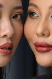 Á hậu Thạch Thu Thảo