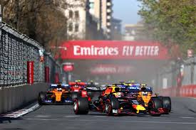 Saisonrennen der f1rlpsn in baku, aserbaidschan. Formel 1 Liveticker Gp Aserbaidschan 2019 Bis Jetzt Hat Bernd Maylander Nichts Zu Tun Gehabt Kein Safety Car Einsatz