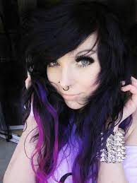 Here are a few best and easy emo hairstyles for girls that have become popular over time and are greatly appreciated. Emo Photo Ira Vampira Emo Girl Scene Queen Make Up Hair Pastel Goth Gothic Cosplay Anime Manga Wh Scene Hair Turquoise Hair Hair Color Crazy