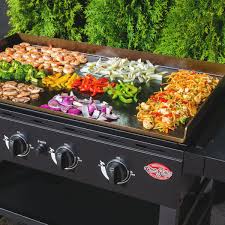 The blackstone duo griddle and charcoal grill combo is the ideal for a complete outdoor cooking experience. Char Griller Sur Twitter For The Dad That Needs A Full Spread Of Options The Flat Iron With Its 4 Cooking Zones Is The Griddle For The Job Get Your Own At
