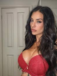 Bum Archives - DailyBase.com - EN