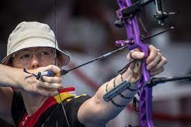 Lisa unruh hat to.→ #lisa unruh Unruh Reaches Home Final At Archery World Cup In Berlin
