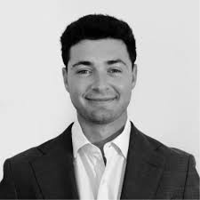 I am excited to announce that I have accepted an offer at Medline for a  full time position following my graduation from the University of Illinois  in May 2023. I will be