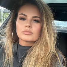 Dropped my best pair of tweezers 😭😭 can you let me know best place to buy  them. I usually get from lash base but no two pairs are the same! Thank you  😘