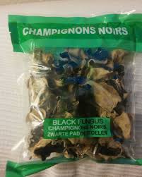 Très riches en protéines mais aussi en fer, les champignons noirs, également appelés oreilles de juda, font partie de la famille des auriculariaceae. Champignons Noirs Seches Sans Marque 50 G