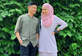 Drama ini mengisahkan tentang percintaan di antara zamer dan juga melissa yang tidak kesampaian. Melastik Ke Hatimu Sinopsis Drama Dan Novel