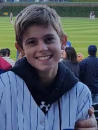 In coma dopo essere stato picchiato dai bulli a scuola, apre gli occhi  giorni dopo e dice due parole che fanno piangere la madre.