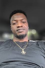 Eric Artis's Instagram, Twitter & Facebook